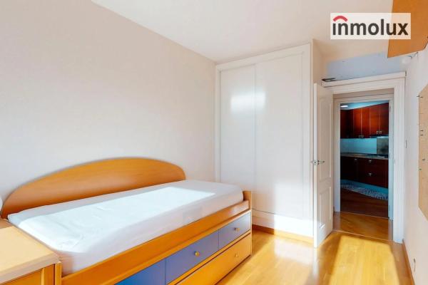 Piso en avenida Benito Perez Galdos, 64