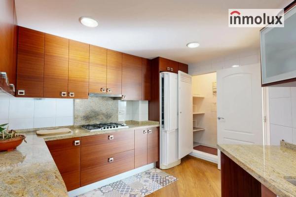 Piso en avenida Benito Perez Galdos, 64