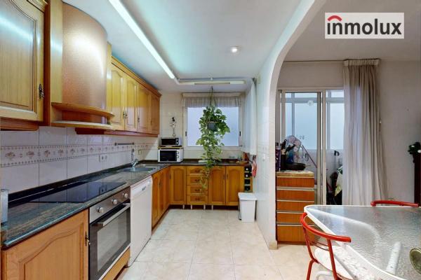 Piso en avenida Maisonnave, 33