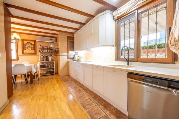 Casa independiente en avenida Conrado Albaladejo