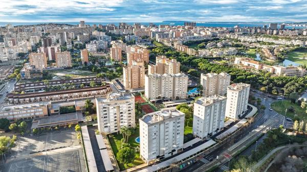 Piso en avenida Oviedo
