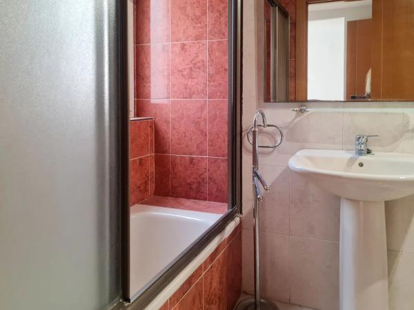 Chalet adosado en calle Océano