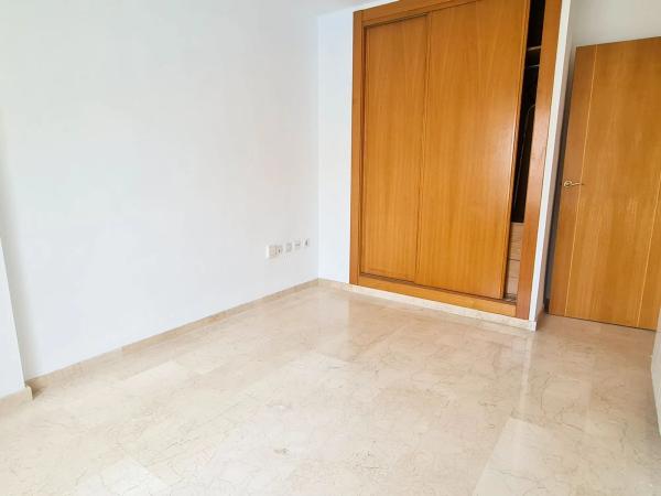 Chalet adosado en calle Océano