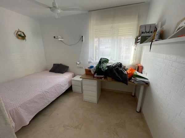 Piso en avenida Esportista Miriam Blasco