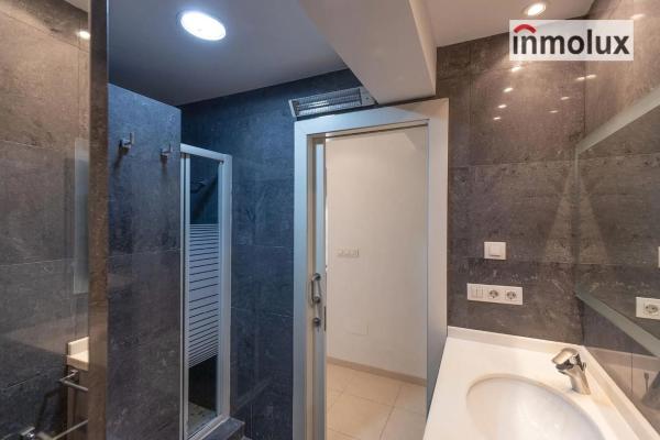 Piso en calle Jaime María Buch