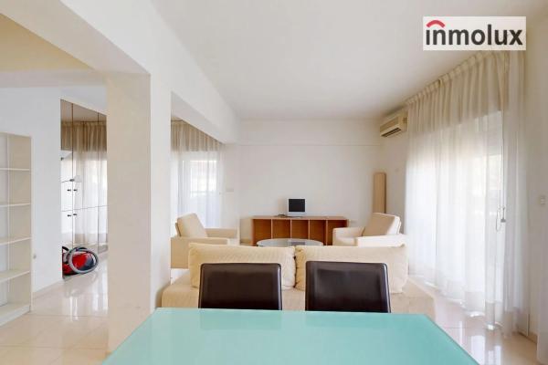 Piso en calle Jaime María Buch