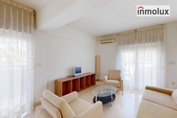 Piso en calle Jaime María Buch