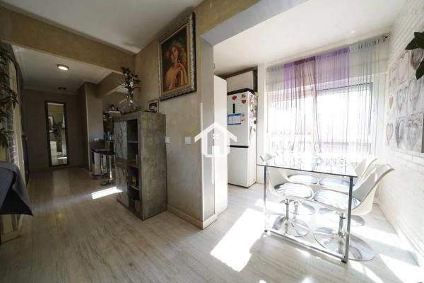 Piso en CL Pintor Pedro Camacho