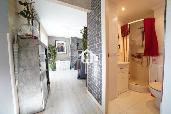 Piso en CL Pintor Pedro Camacho