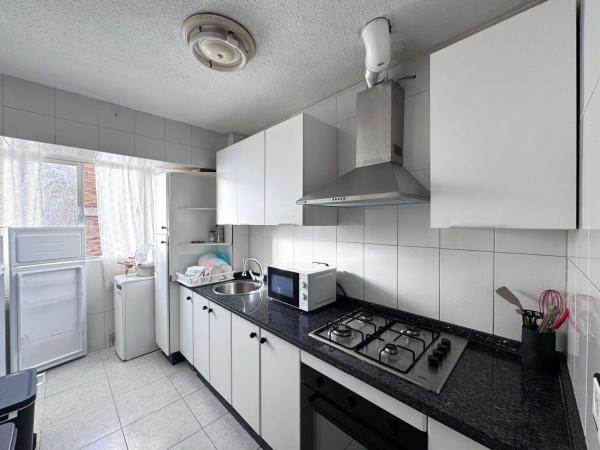 Piso en Barrio Colonia Requena - Virgen del Carmen