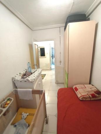 Piso en Barrio Colonia Requena - Virgen del Carmen