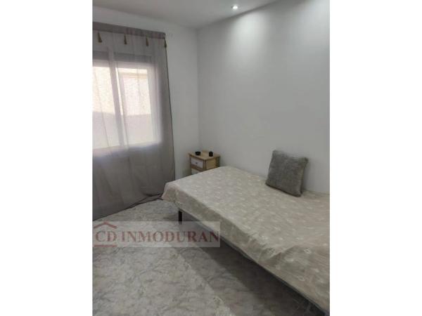 Piso en calle Músico Alfosea, 5