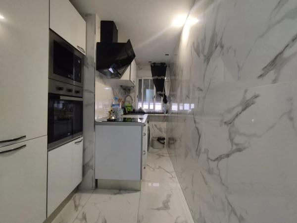 Piso en calle Pintor Antonio Amorós