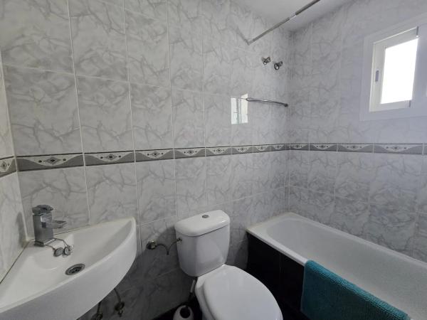 Chalet adosado en avenida del País Valenciano