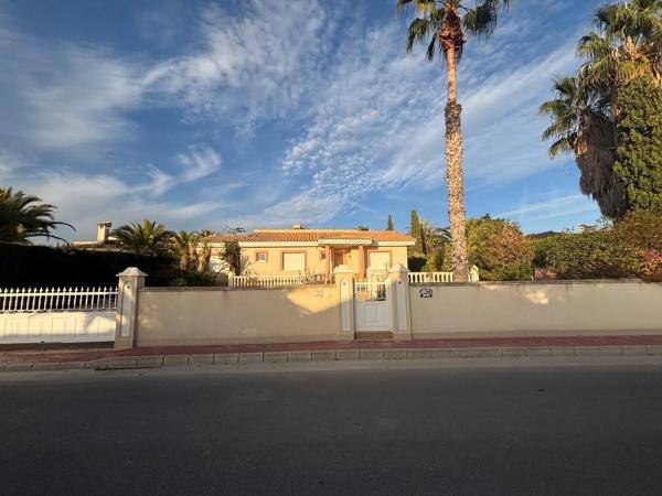 Casa independiente en Ur Pisnella Villa Flores, 9