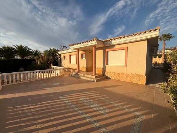 Casa independiente en Ur Pisnella Villa Flores, 9