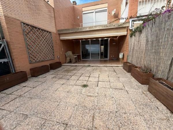 Chalet adosado en CL Sorolla, 9