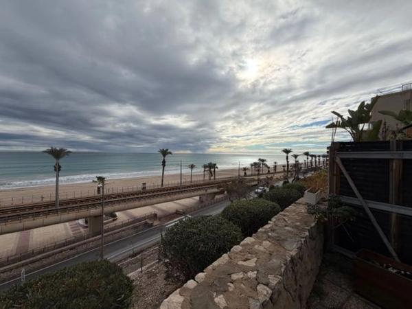 Chalet adosado en CL Sorolla, 9