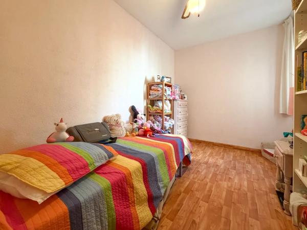 Piso en calle de Gabriel Miro