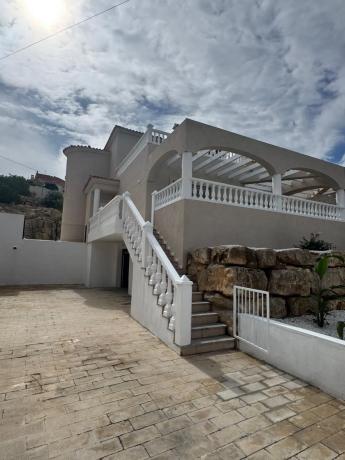 Casa independiente en calle de Torrevella