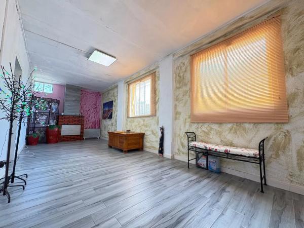 Casa independiente en camino de la Alegría