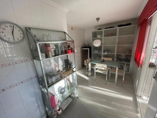 Chalet adosado en calle Font del Salmitre, 2