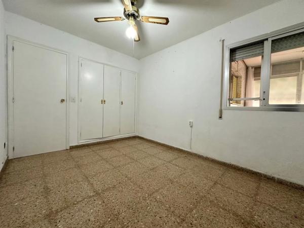 Piso en plaza de la Constitución