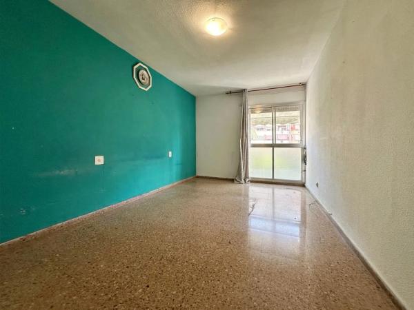 Piso en plaza de la Constitución