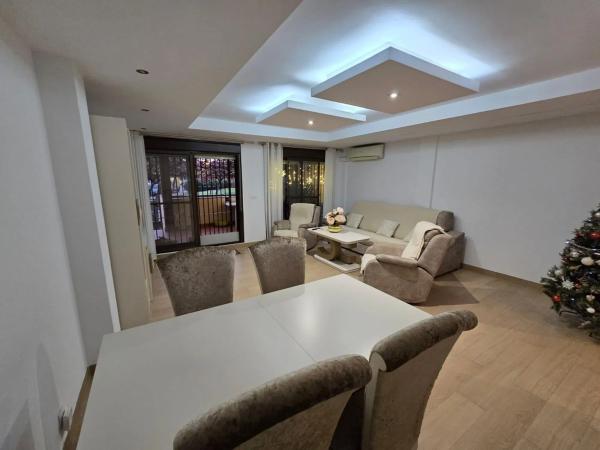 Chalet adosado en calle Alcalde Vicent Baeza