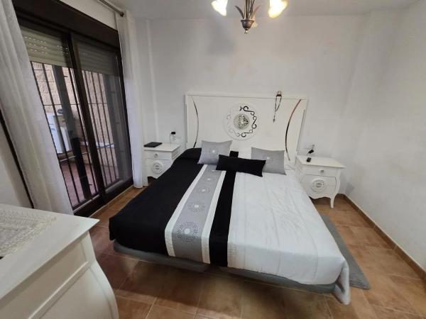 Chalet adosado en calle Alcalde Vicent Baeza
