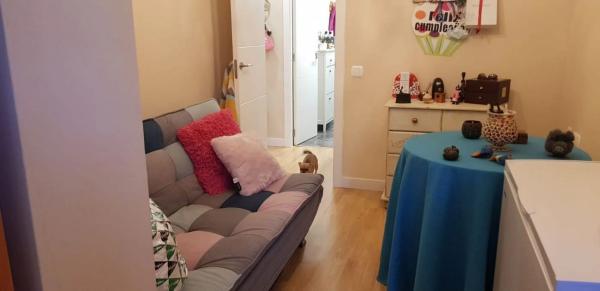 Piso en avenida 3 de Abril de 1979