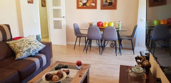 Piso en avenida 3 de Abril de 1979