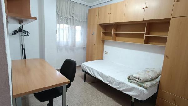 Piso en avenida Ancha de Castelar