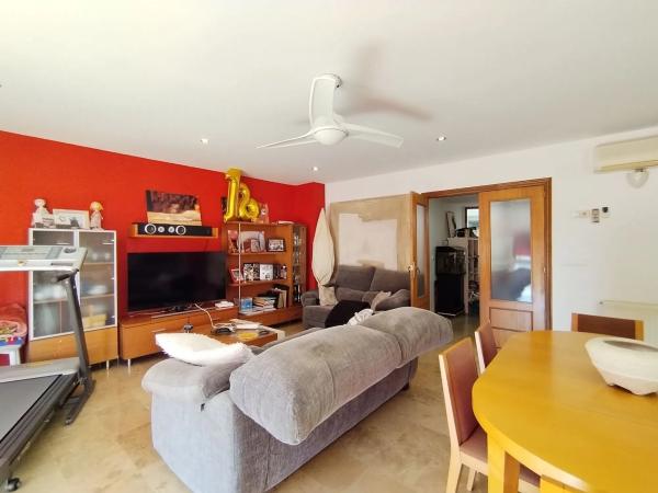 Piso en Barri Zona Nord