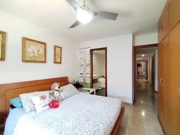 Piso en Barri Zona Nord