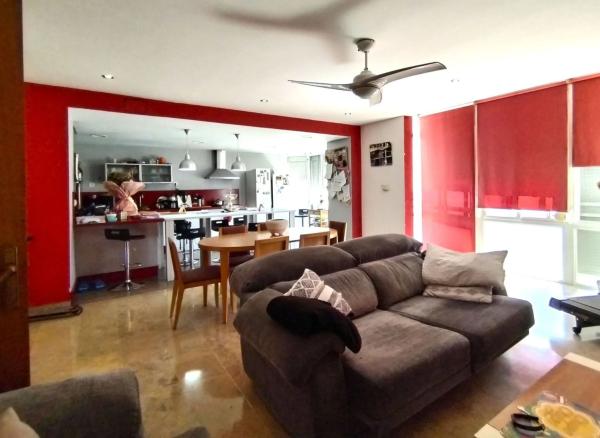 Piso en Barri Zona Nord