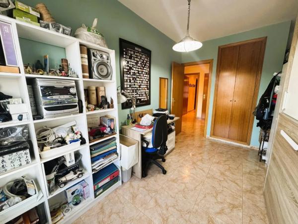 Piso en calle d'Emilio Oliver