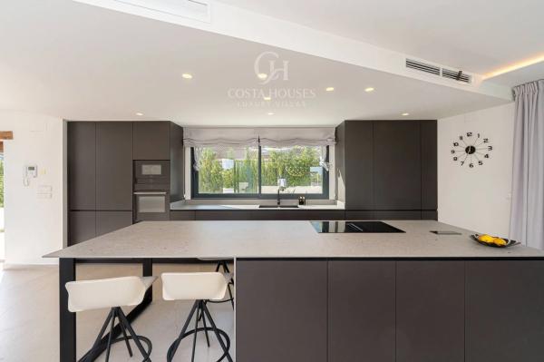 Casa independiente en calle Xicaranda, 1