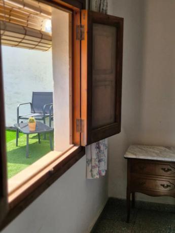 Casa de pueblo en calle Castell de Santa Barbara, 16