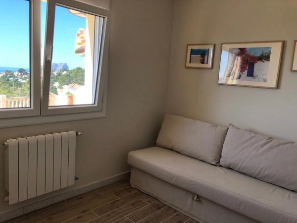 Casa independiente en calle Beniarrés