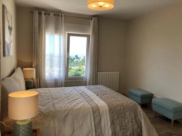 Casa independiente en calle Beniarrés