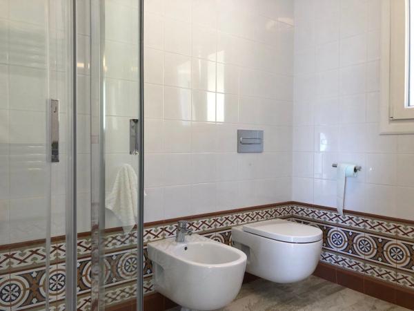 Casa independiente en calle Beniarrés