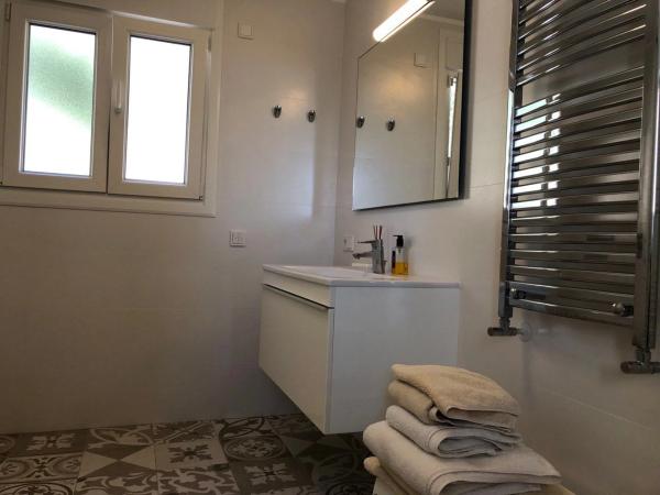 Casa independiente en calle Beniarrés