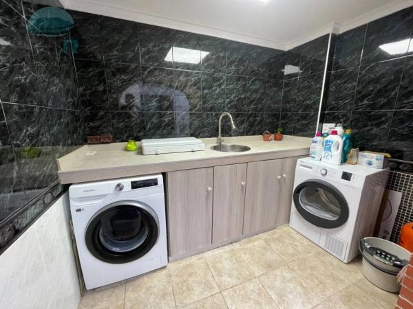 Casa independiente en calle Capità Cendra