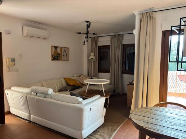 Piso en avenida Constitució, 11