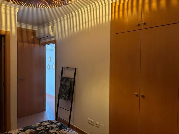 Piso en avenida Constitució, 11