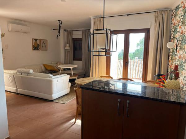 Piso en avenida Constitució, 11