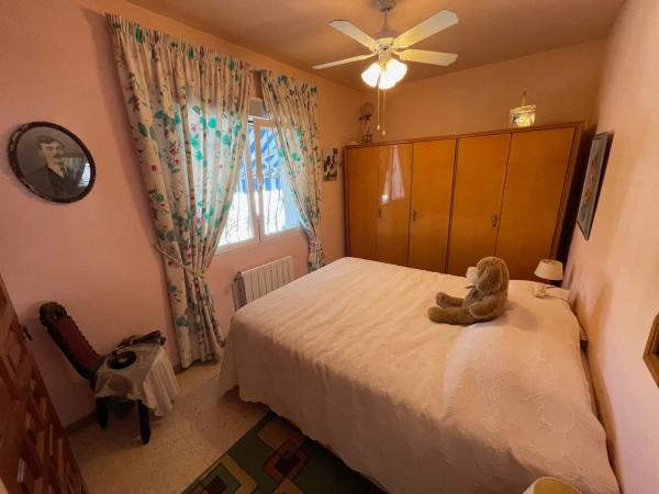 Casa independiente en calle Flores