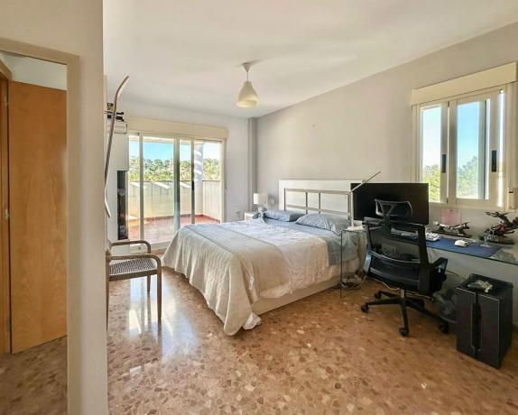 Chalet pareado en calle Quevedo