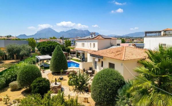 Casa independiente en carretera del Albir, 1